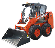 滑移式装载机 GN700