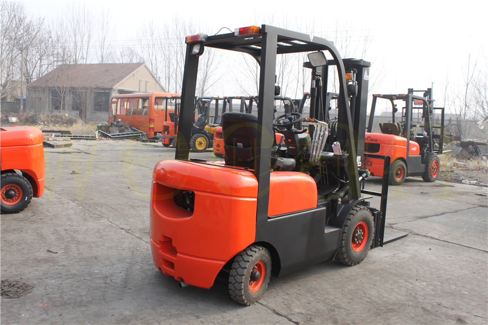 威肯1.8吨柴油叉车 1.8吨