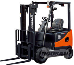 韩国斗山柴油叉车 D30SE