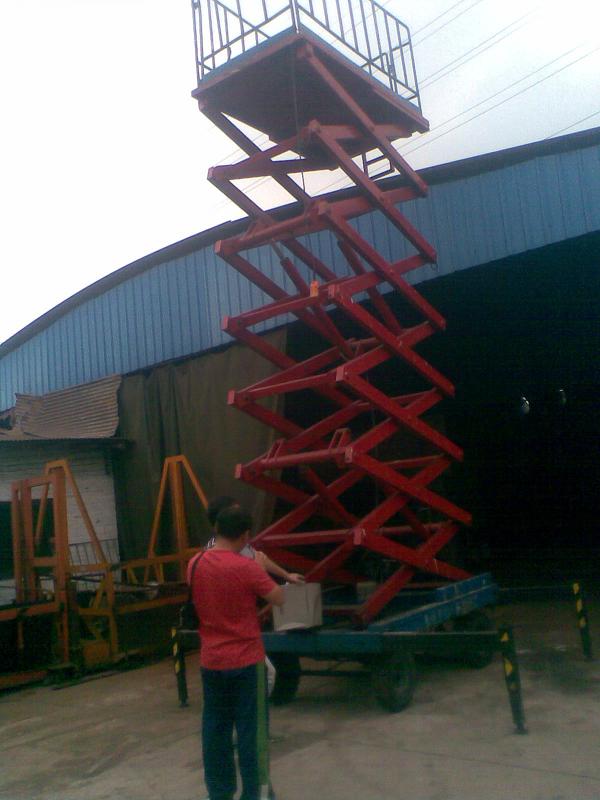 剪叉式液压升降平台（11米）佛山专卖 XLDP-11