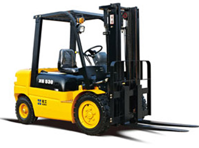 厦工3吨柴油平衡重式叉车 CPC30H(XG530-D2)