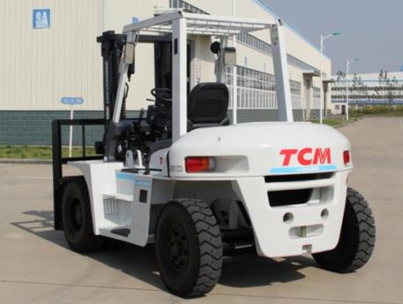 TCM大吨位内燃叉车