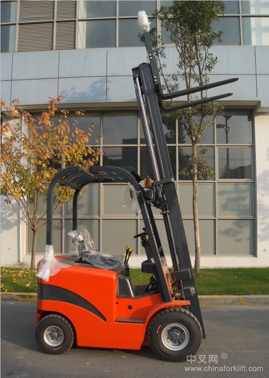 维勒科VOLOX 四支点电动叉车/电瓶叉车/蓄电池叉车/四支点叉车/平衡重叉车/四轮叉车1-3.5T 10v03317-10v03319