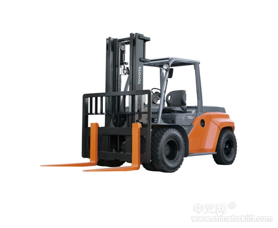 丰田8系列7吨内燃平衡重叉车 8FD70