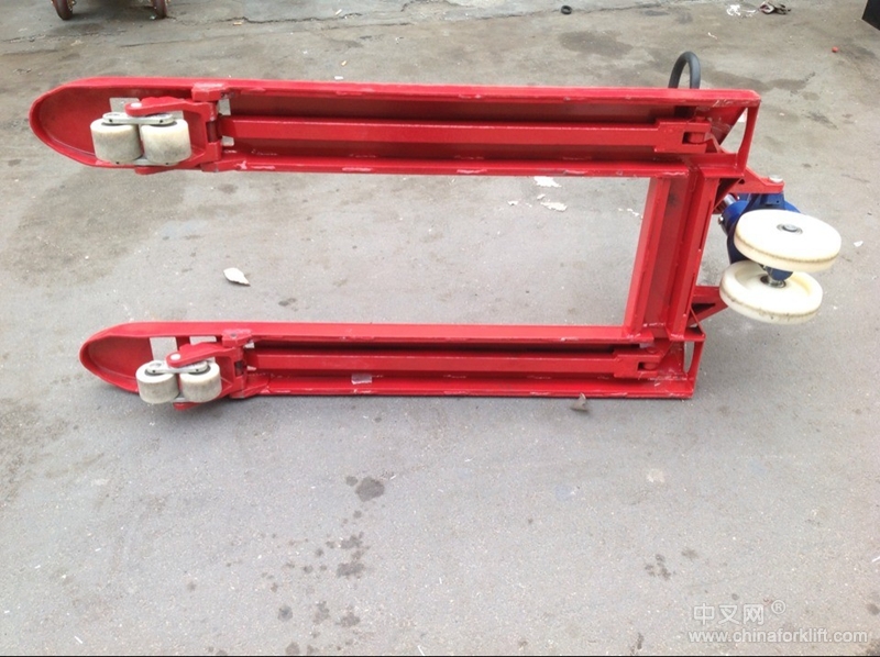 供应鸿福叉车 手动搬运车 叉车手动液压手动叉车批发 鸿福