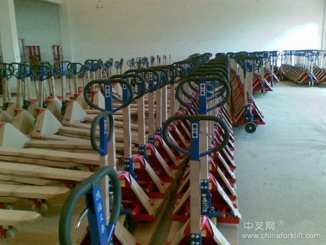 东莞手动叉车 东莞鸿福叉车直销 3T