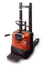 BT产品STAXIO SPE系列电动堆高机 SPE125 SPE160