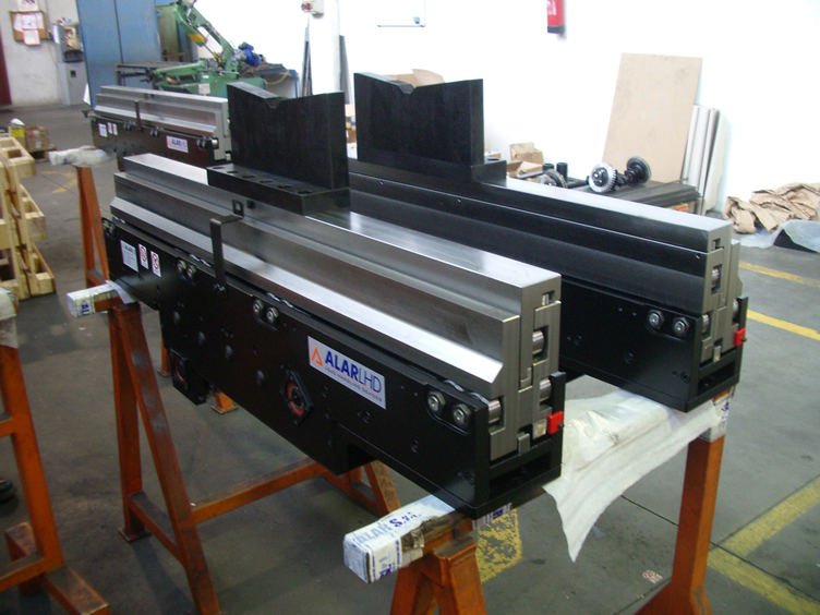 夹抱式搬运设备 码垛机纸箱夹抱式搬运设备Ares 70