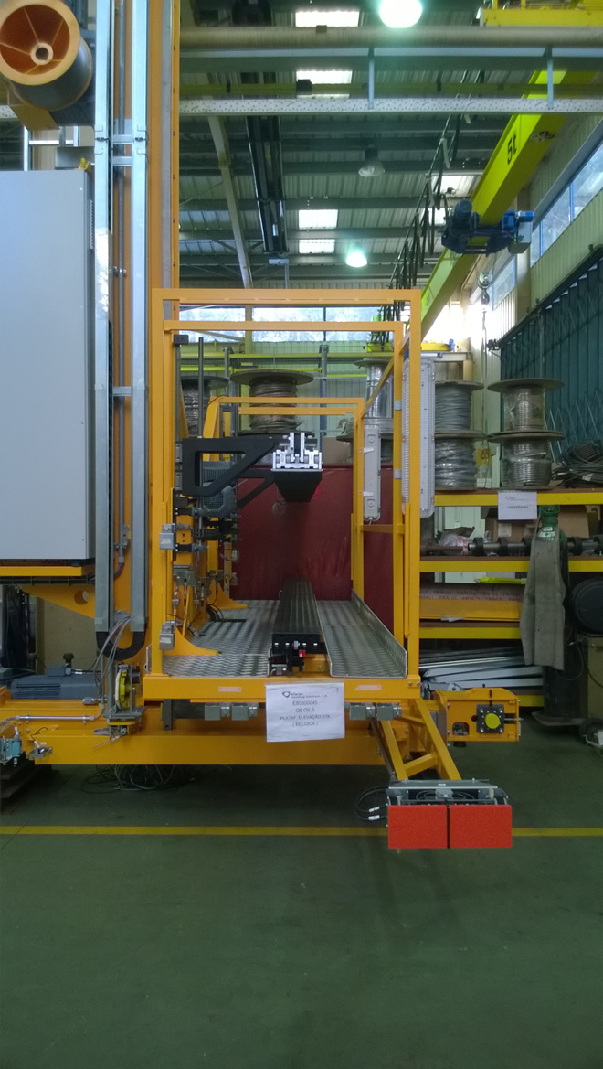 牛腿式货叉 码垛机托盘牛腿式货叉Atena 100