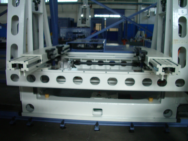 夹抱式搬运设备  涂装线夹抱式搬运设备Zeus 172