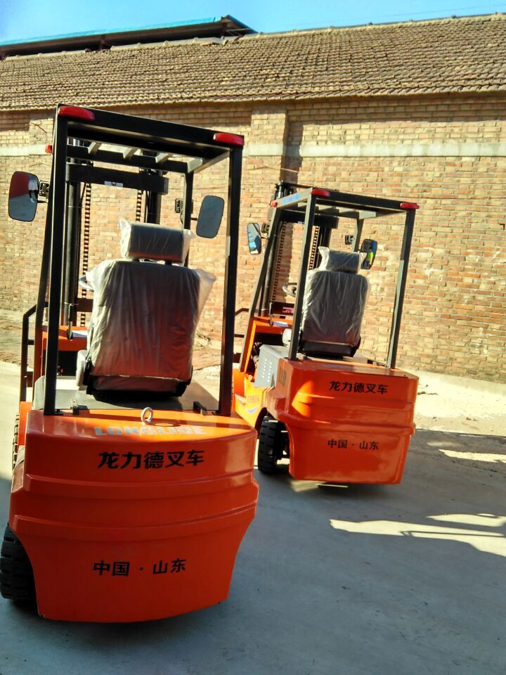小型电动叉车 新款电动叉车 热销电动叉车 LLD-15
