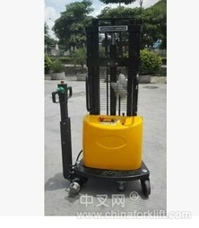厂价直销珠海中山电动自走式堆高叉车电动叉车 HD1525