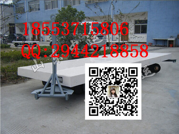 四轮转向重型引牵平板拖车