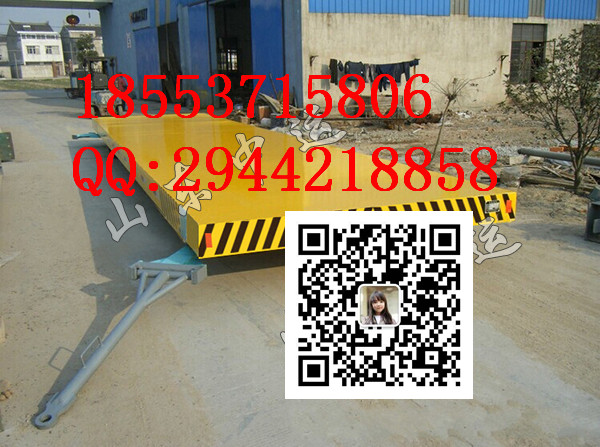 四轮转向重型引牵平板拖车