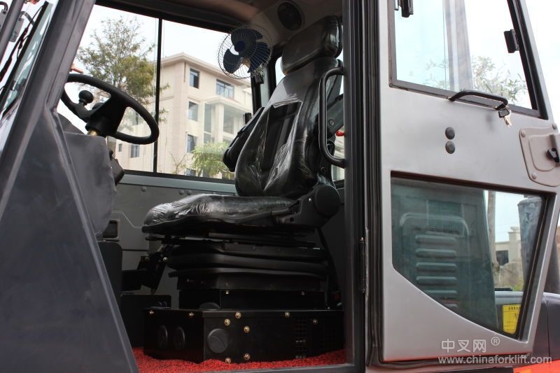 供应国产大型12吨品牌叉车重型钢铁钢材石头石材12吨叉车厂家 HNF-120