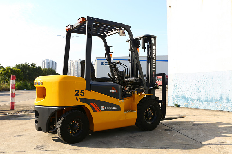 CPC(D)20A/25A内燃叉车 CPC(D)20A/25A