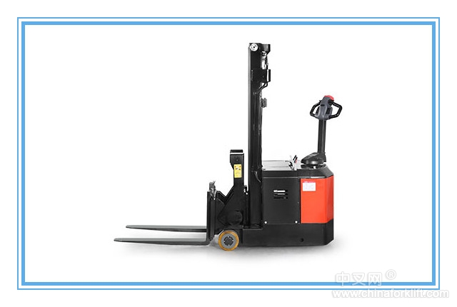 剪叉式前移电动叉车 CQE12/CQE15