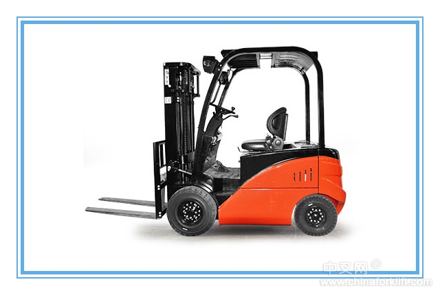 四支点1.5T平衡重电瓶叉车 CPD15FJ