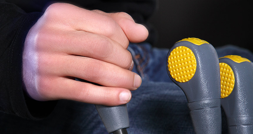 尤恩 4支点电瓶叉车 FB15-AZ1 FB20-AZ1 FB25-AZ1 FB30-AZ1 FB35-AZ1