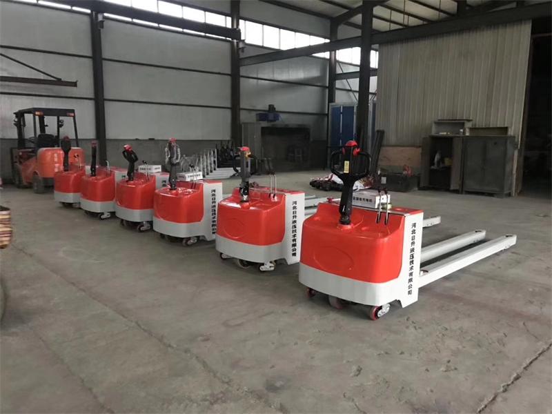 河北日升5吨全电动瓦楞辊换辊车电瓶搬运车纸箱厂专用牵引车 HS-C5005