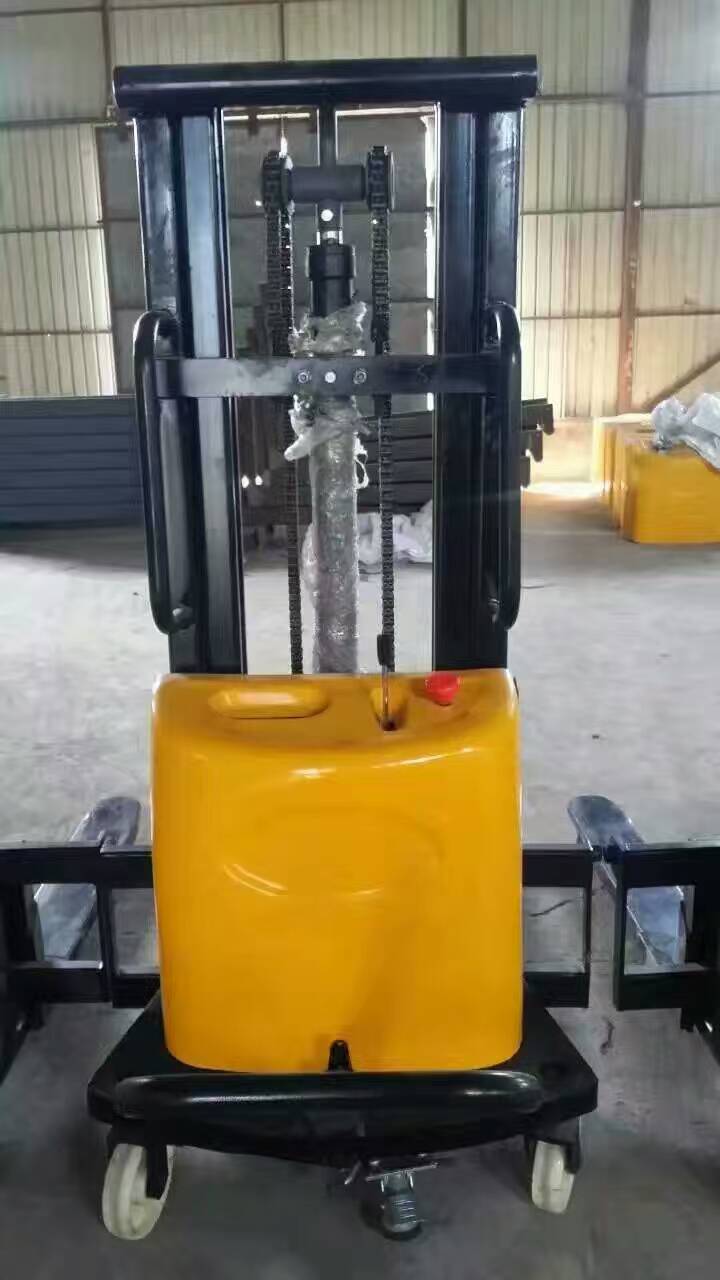 高性能进品液压泵站金盾全电动叉车 堆高车价格 spm1060