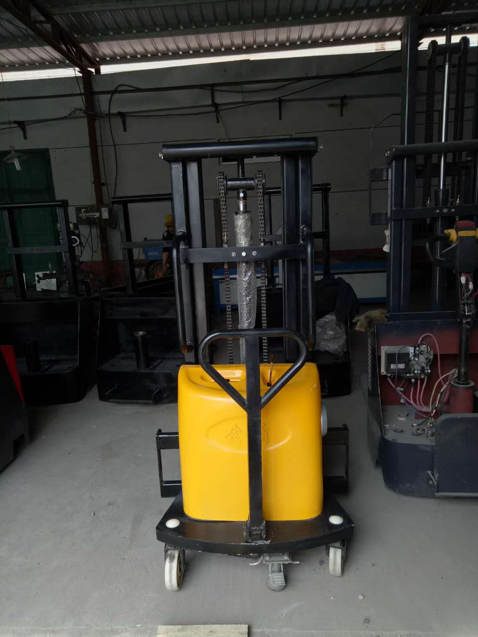 升高3米全电动液压叉车 电动叉车全电动前移式叉车 spm1060