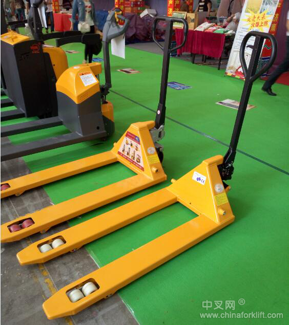 济南西林 手动托盘搬运车 BF-III