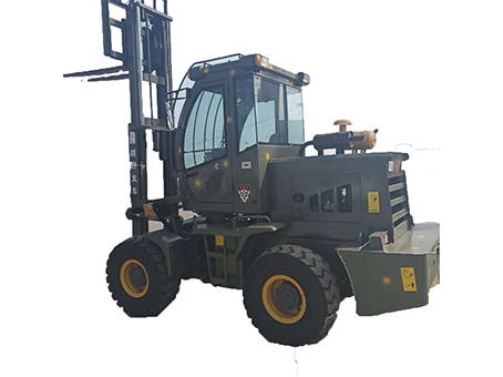 四驱越野叉车 930