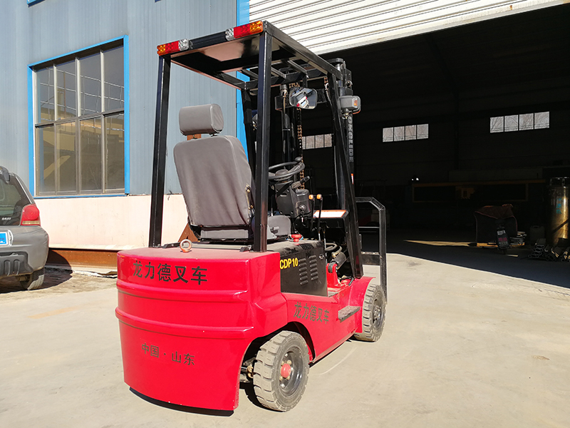 龙力德CPD-10T蓄电池四轮电动叉车1吨 CPD-10T