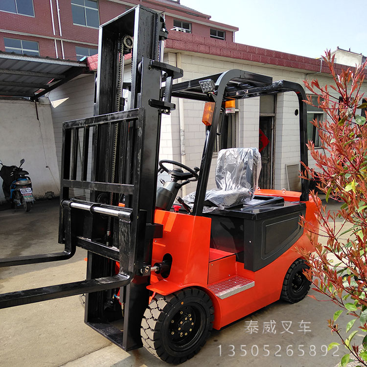 马鞍山2吨堆高叉车多少钱 CPD