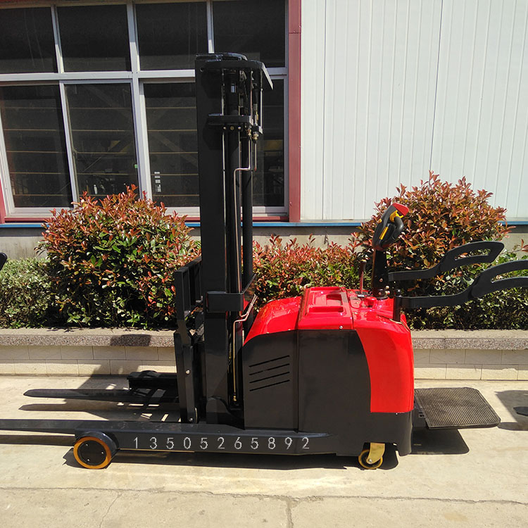 汕头前移式电动叉车销售报价 EQ