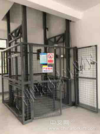 导轨链条式升降货梯价格