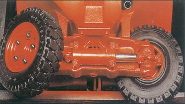 林德叉车(LINDE)H18D型柴油平衡重叉车 H18D_中国叉车网(www.chinaforklift.com)