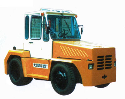 大连3.5吨牵引车 QD35