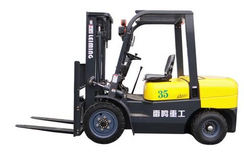 雷鸣重工3.5吨平衡重叉车 CPD35_中国叉车网(www.chinaforklift.com)