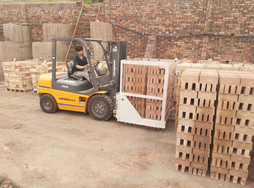 页岩砖专用搬运设备抱砖机 LD-1100