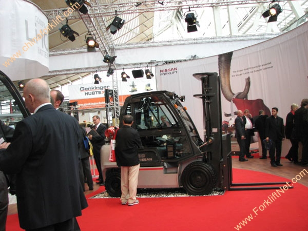 日产叉车在展会