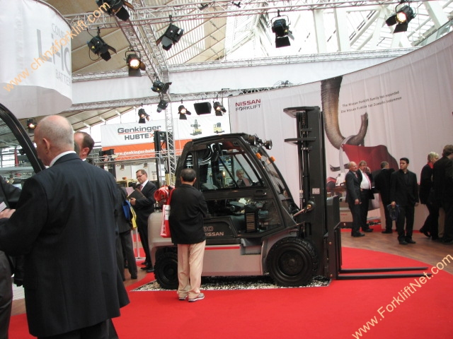 日产叉车在展会