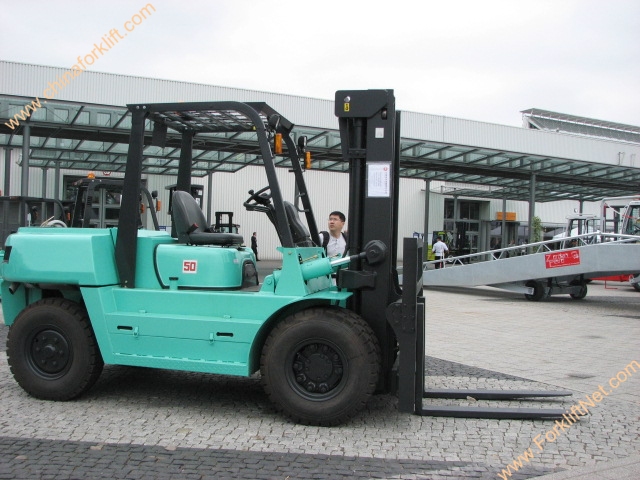 大连叉车在展会上