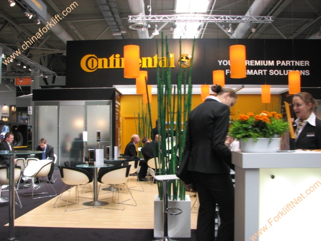 CONTINENTAL在展会上