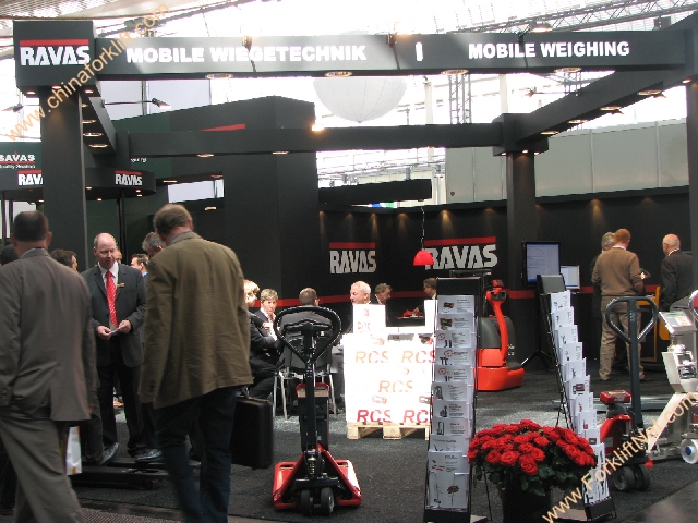 RAVAS在展会上