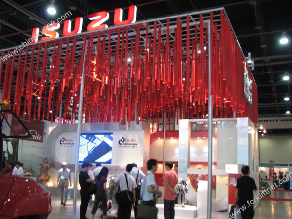 五十铃在展会上