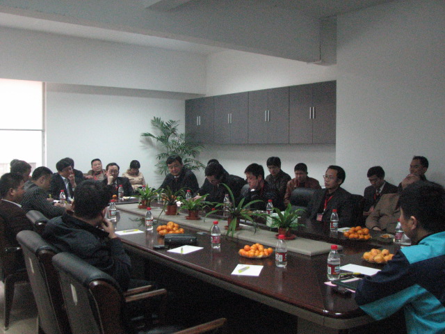 供应商座谈会现场