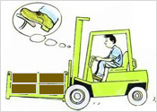 四、培训合格的叉车司机养成良好的驾驶习惯