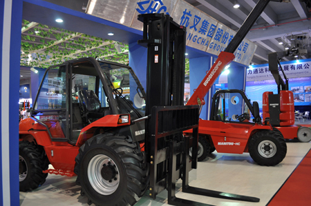 杭叉携手曼尼通合资产品参加广州国际品牌叉车展