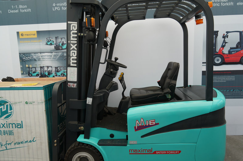 美科斯在展会上