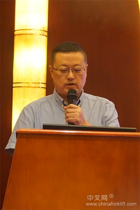 江苏万达特种轴承有限公司顾勤副总经理演讲