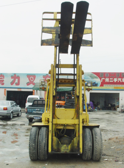 新塘皖力:柴油平衡重叉车