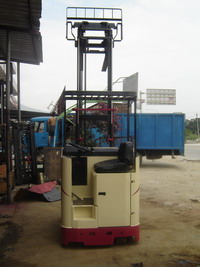 东莞能行:NICHIYU仓储式电动叉车 FBRF-10-50AS-300