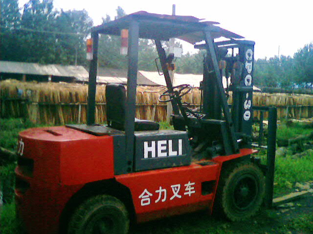 江苏家福木业：合力叉车 490